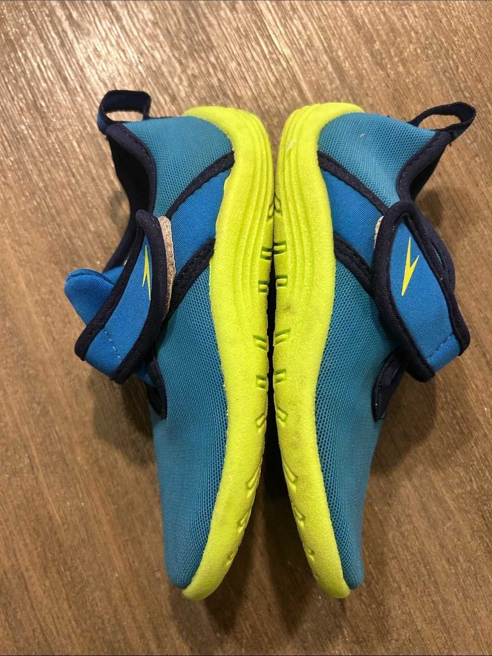 Speedo Kids Blue and Navy Lime-Trim Water Shoes, Size 9/10, Gently Used.